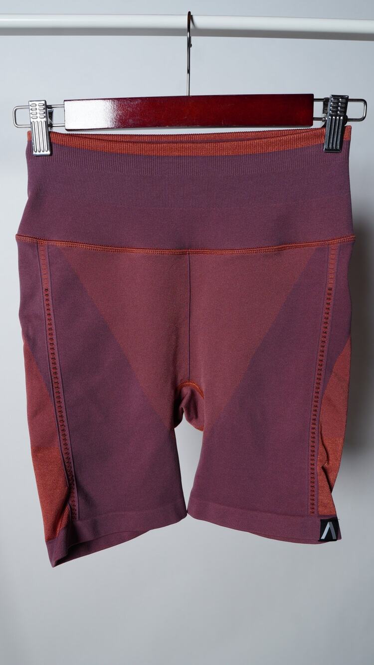 Athleta Allyson Felix Legend Seamless High Rise Biker Shorts Size M